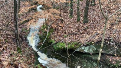 video clip of the upper waterfall and the middle waterfall.